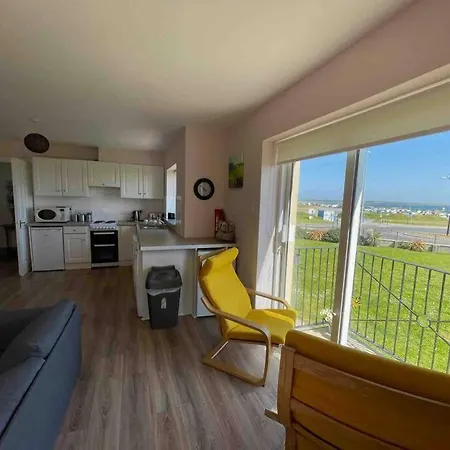 Апартаменты Coastal Tramore Вотафорд