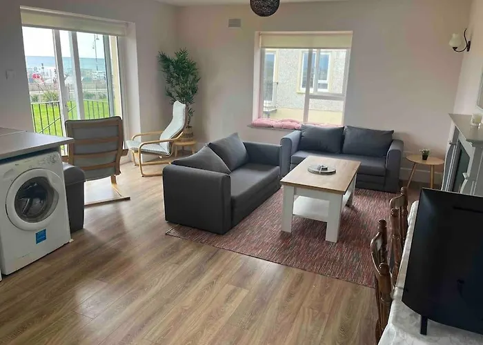 Апартаменты Coastal Tramore *